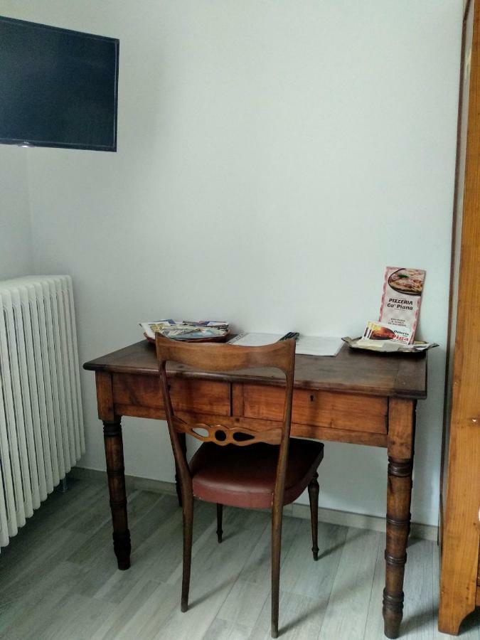 Villar PelliceChez Bonjour别墅 外观 照片